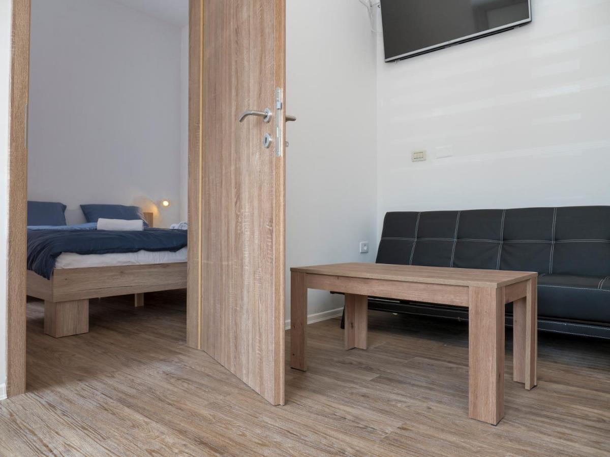Apartments Aura Deskle Luaran gambar
